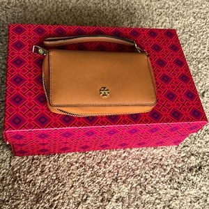 Robinson Continental Wallet wristlet